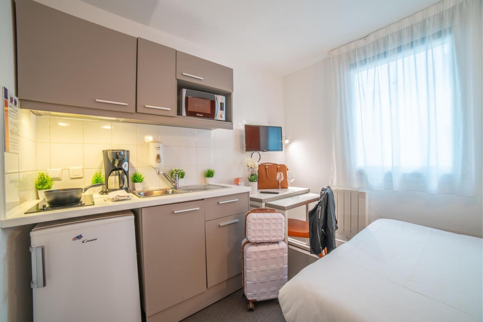 Montempo Apparthotel Paris-Velizy Bagian luar foto
